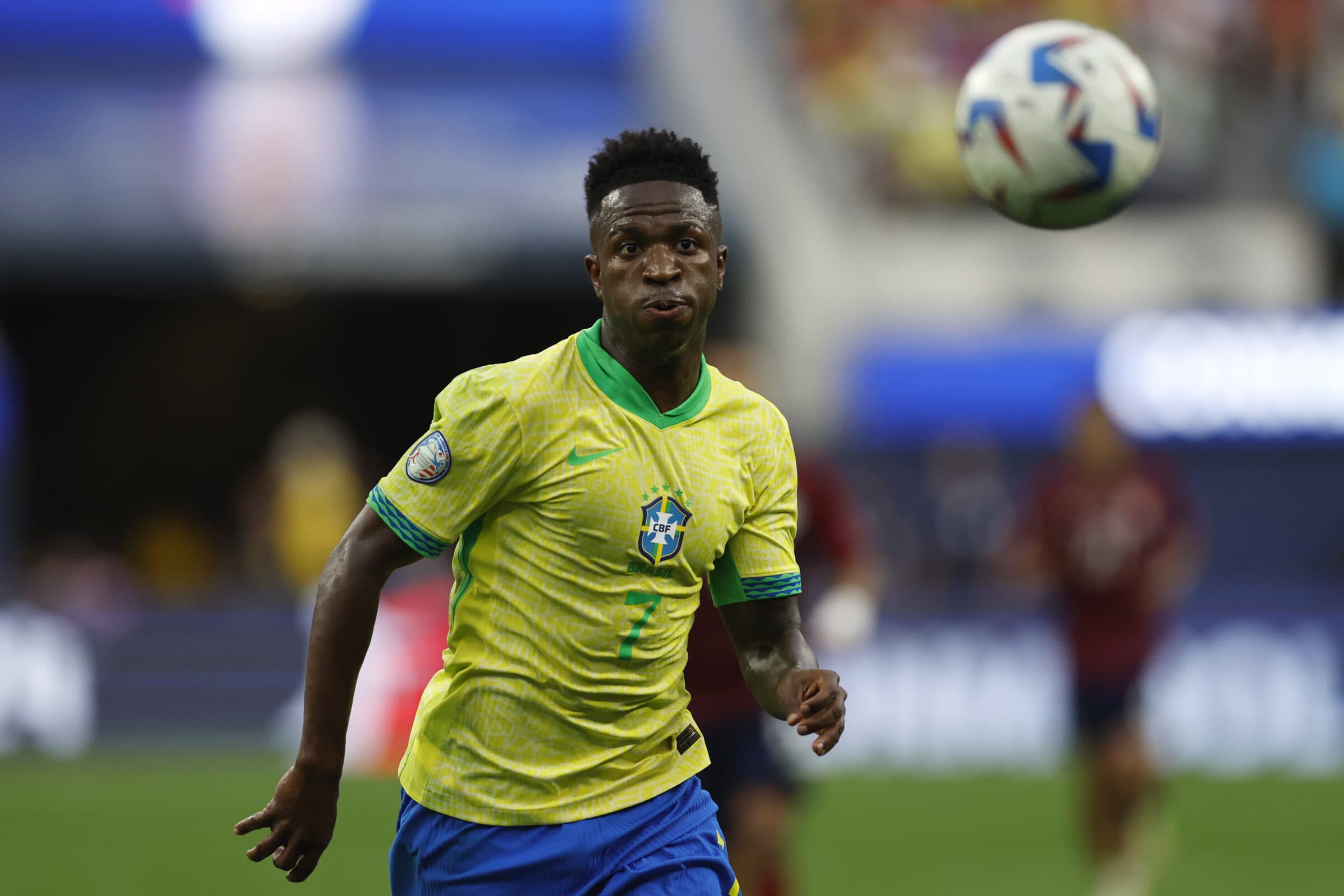 Vinícius Júnior em campo pela Seleção Brasileira