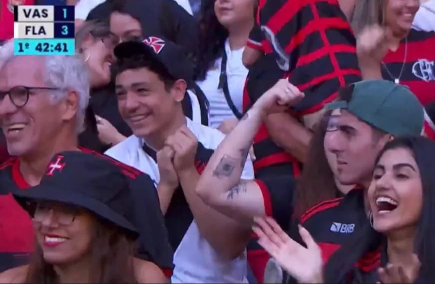 Flamengo amassa o Vasco e goleada histórica rende memes na web