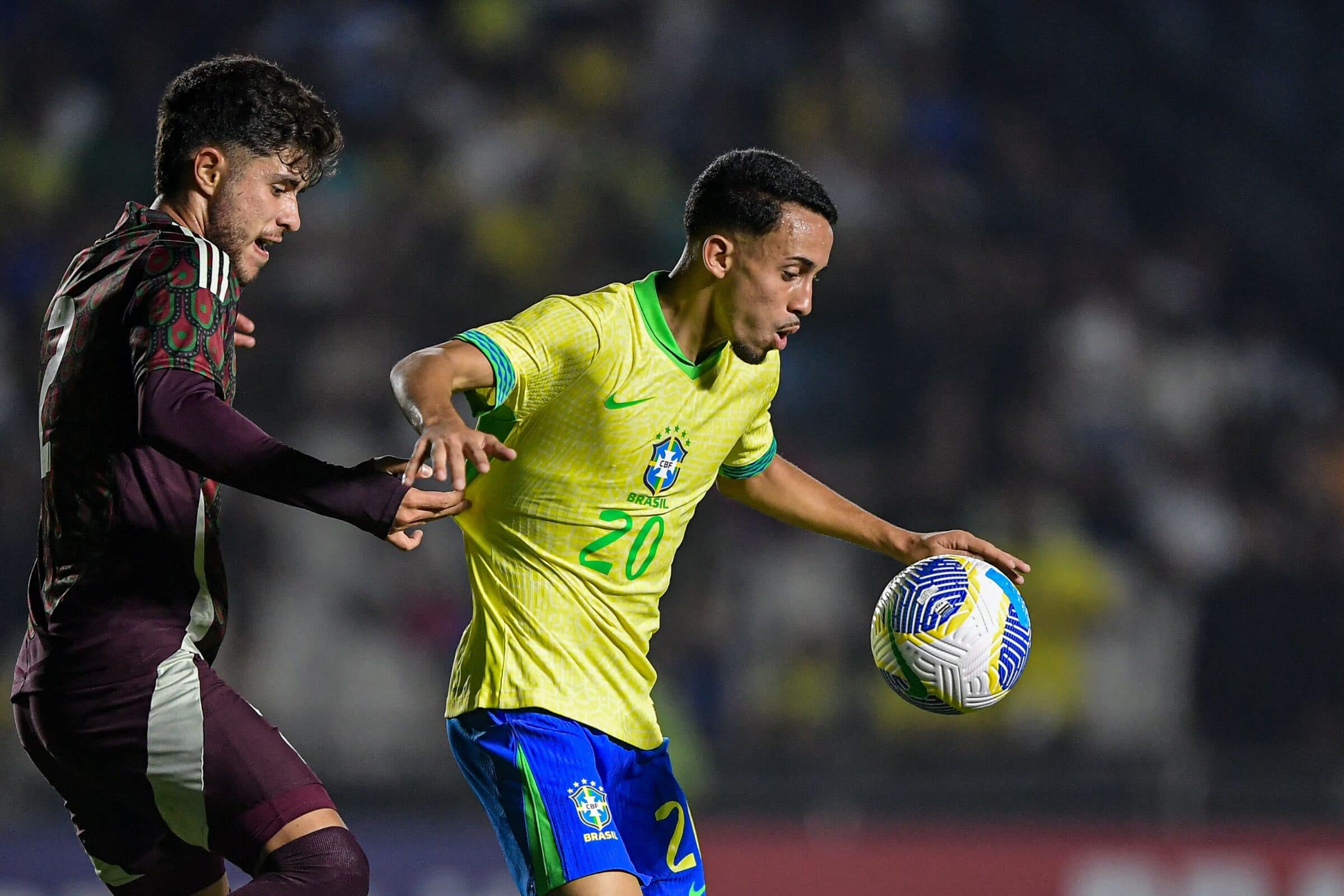 Matheus Gonçalves participou de amistosos pela seleção brasileira sub-20