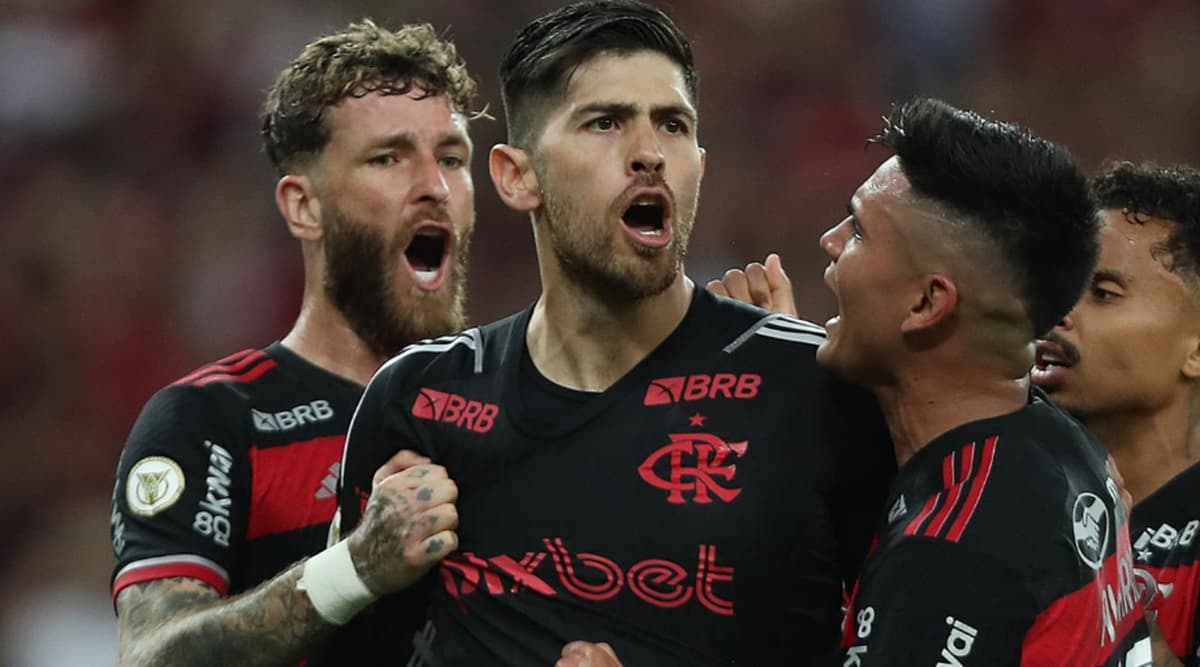 agustín rossi vibra em pênalti defendido pelo flamengo