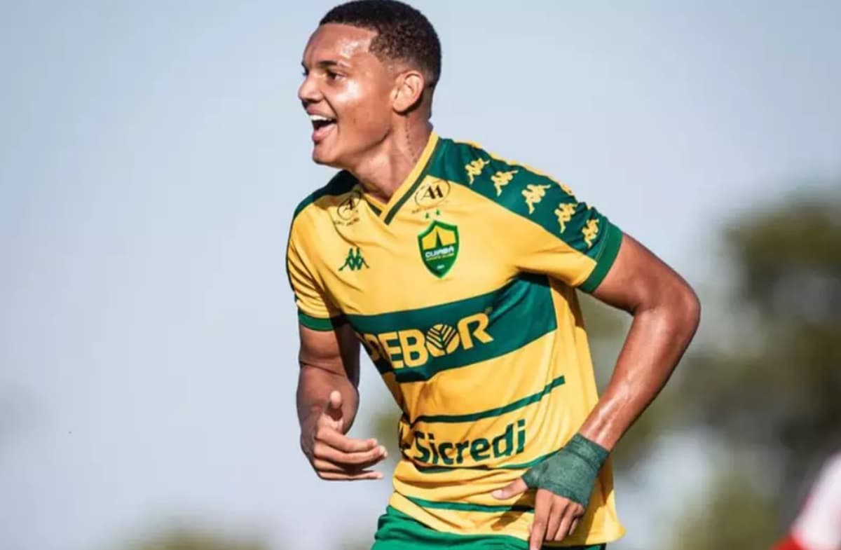 guilherme souza do cuiabá está acertando com o flamengo