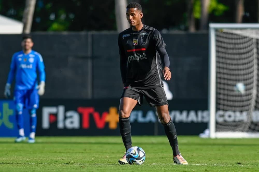 Cleiton em ação pelo Flamengo na FC Series