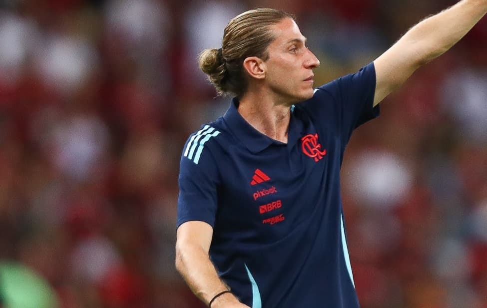 filipe luís analisa rivalidade entre flamengo e vasco