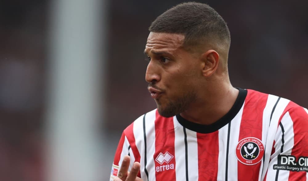 vincius souza ex-flamengo na segunda divisão inglesa