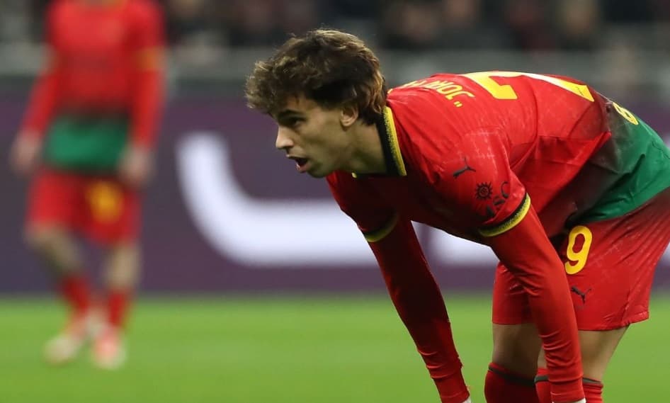 joão félix em jogo do milan meia está na mira do flamengo