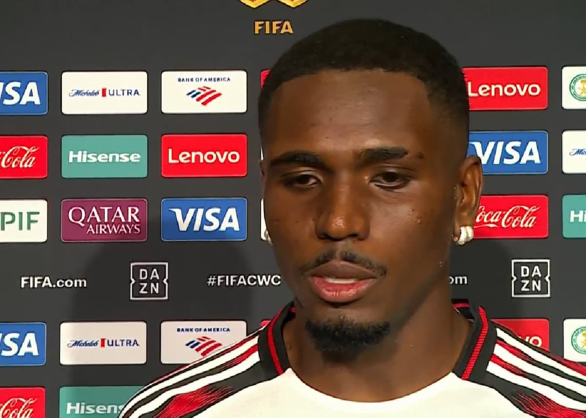 Evertton Araújo concede entrevista após vitória sobre LAFC