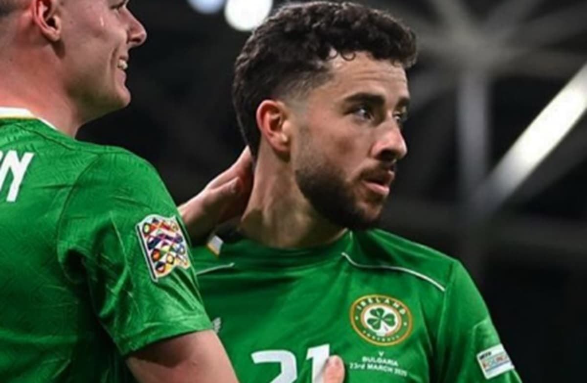 Michael Johnston reforço do flamengo em jogo da Seleção da Irlanda