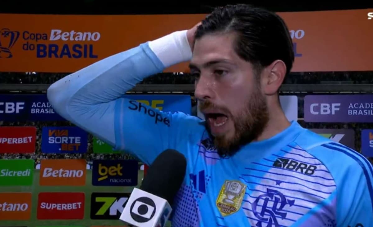 rossi após disputa de pênaltis entre flamengo e atlético-mg
