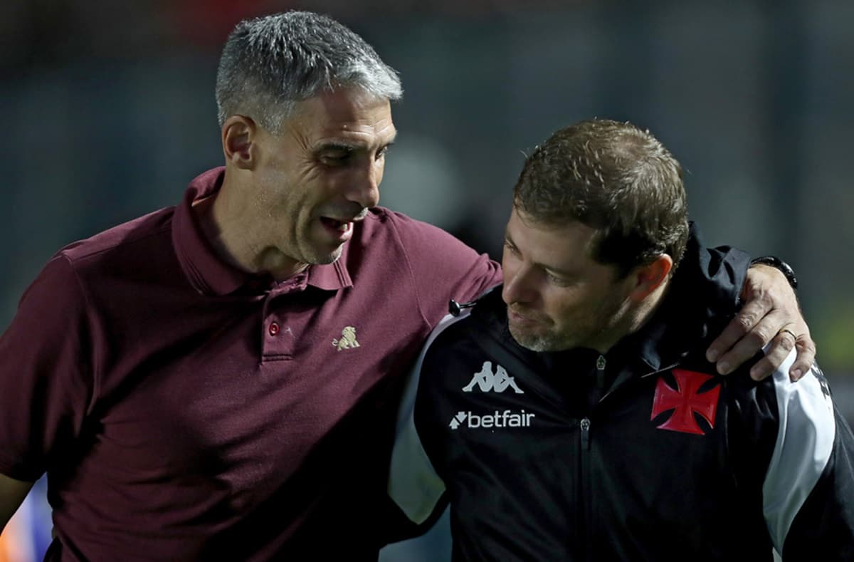 Vojvoda pode ser técnico do internacional e enfrentar flamengo