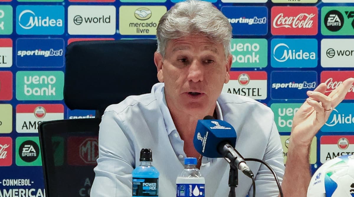 renato gaúcho cita flamengo em queda do fluminense