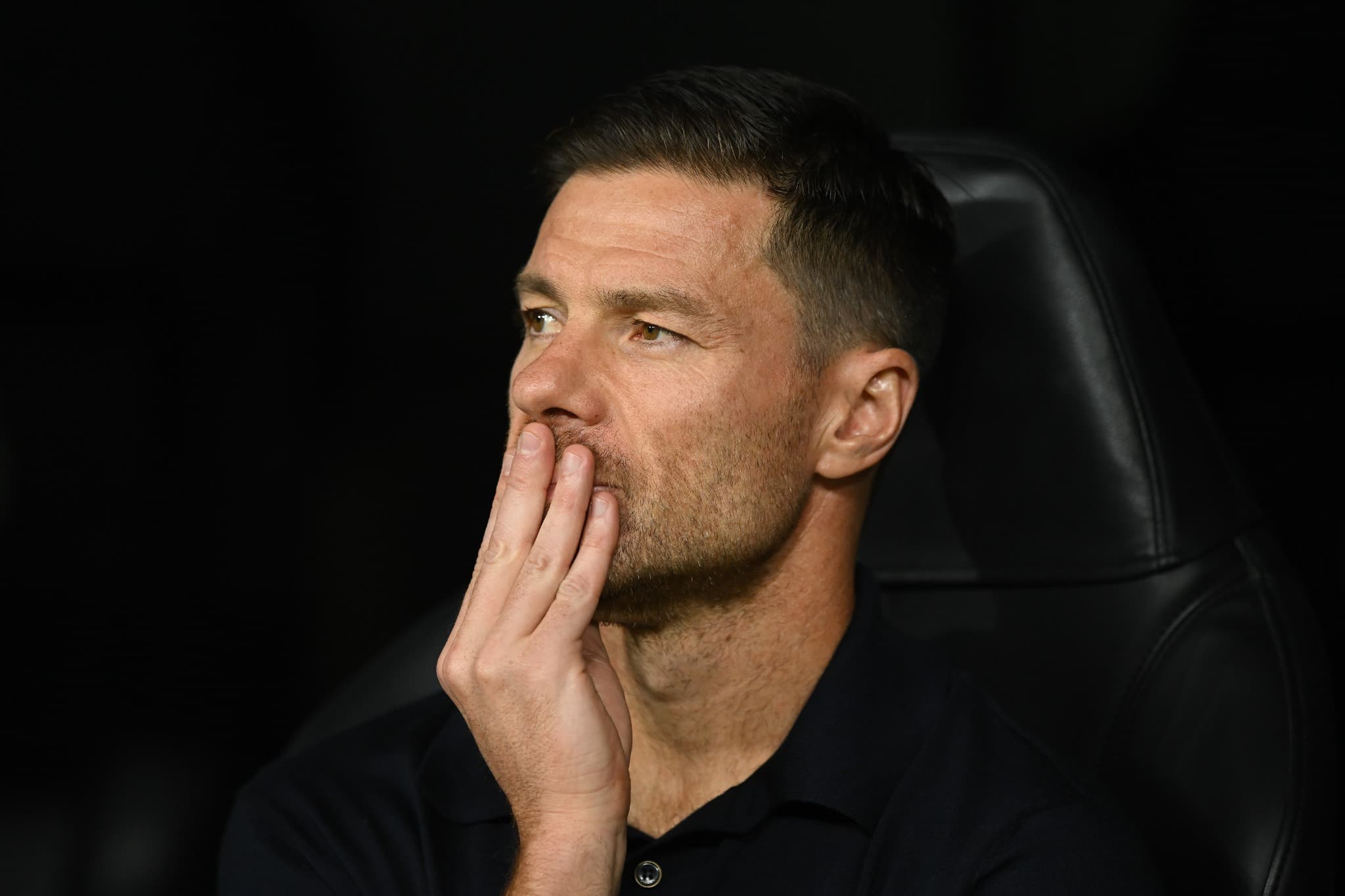 Xabi Alonso antes de Real Madrid x Juventus pela Champions League 2025/26, destaque entre os jogos de hoje; veja onde assistir e palpites.