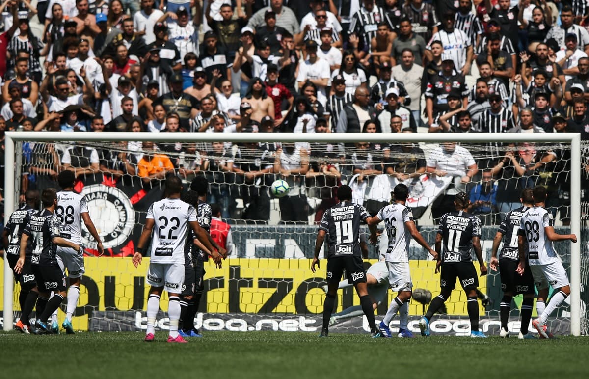 Corinthians e Ceará se enfrentam pelo Brasileirão de 2019