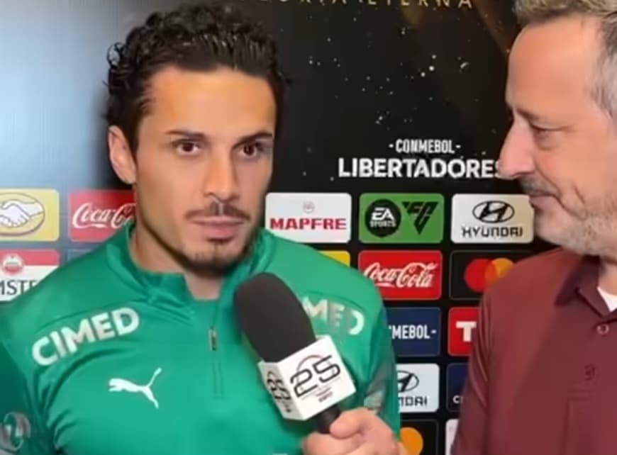 Raphael Veiga fala de Flamengo x Palmeiras