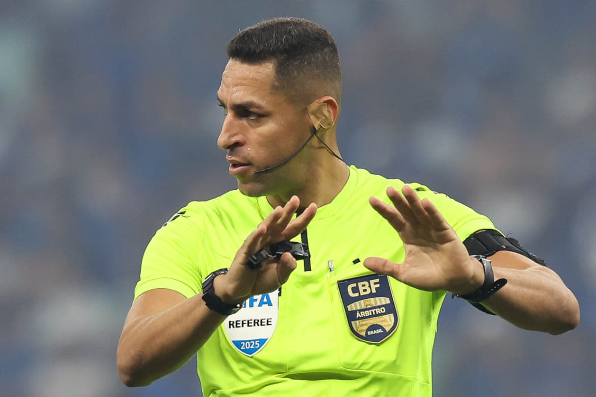 Rodrigo José Pereira de Lima, árbitro de Cruzeiro x Fluminense