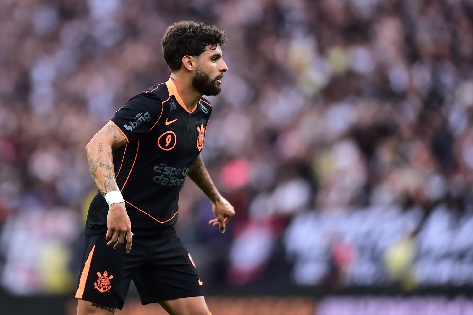 Yuri Alberto, atacante do Corinthians, em ação na Neo Quimica Arena, em duelo do Brasileirão contra o Grêmio