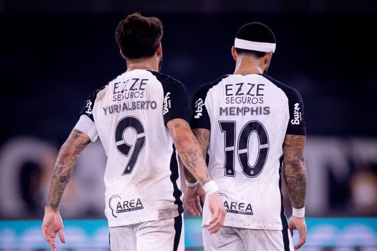 Yuri Alberto e Memphis Depay Corinthians Ceará Brasileirão