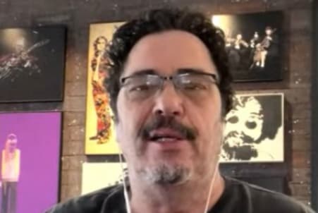 Casagrande criticando cobranças do Flamengo contra PSG