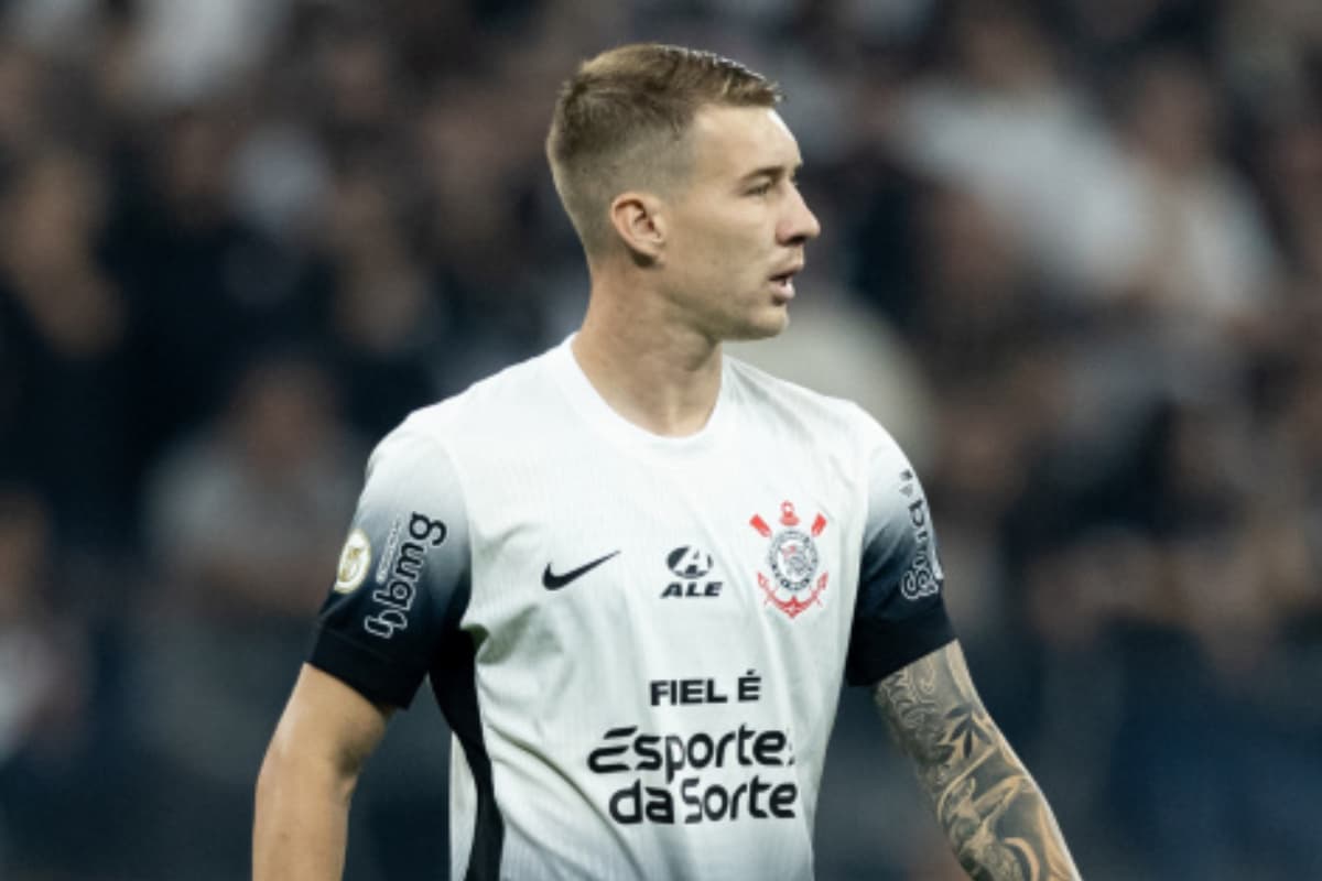 Charles, volante do Corinthians