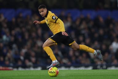 João Gomes em campo pelo Wolverhampton