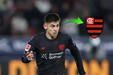 Claudio Echeverri com a camisa do Bayer Leverkusen, ao lado, uma seta verde apontando para o escudo do Flamengo