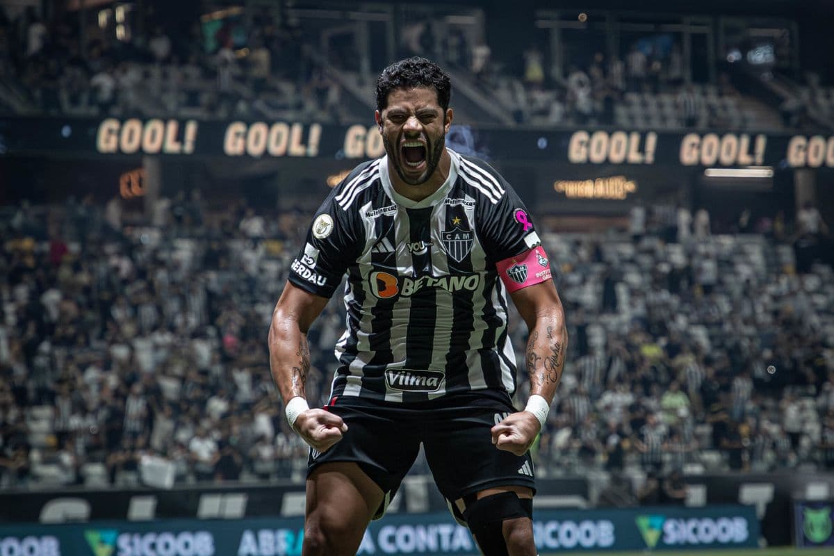 Hulk, atacante do Atlético-MG, comemorando gol marcado