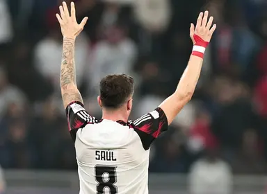 Saúl pede desculpas a torcida do Flamengo