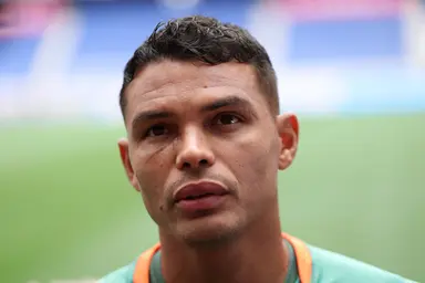 Thiago Silva, camisa 3 do Fluminense FC, fala com a imprensa durante um treino da equipe antes da partida semifinal do Mundial de Clubes da FIFA 2025 contra o Chelsea FC, no MetLife Stadium, em 7 de julho de 2025, em East Rutherford, Nova Jersey.