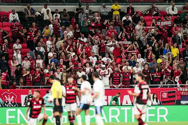 Torcida do Flamengo na vitória sobre o Pyramids