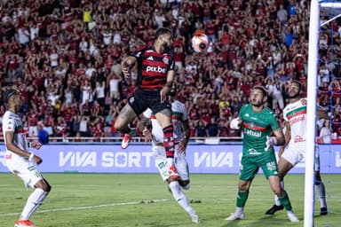 Flamengo e Portuguesa têm retrospecto longo, de quase 80 jogos no Campeonato Carioca
