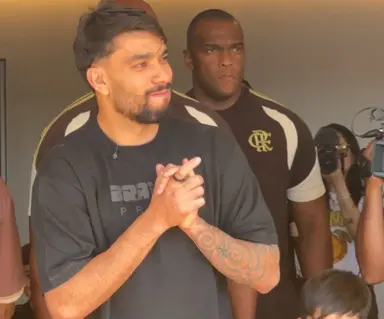 Lucas Paquetá na chegada ao Flamengo