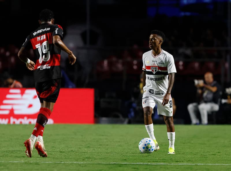 Marcos Antônio e Plata em São Paulo 2x1 Flamengo
