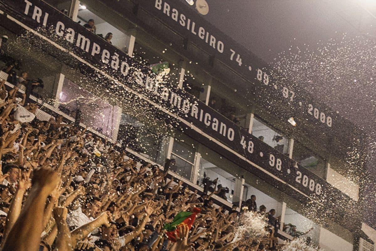 Torcida do Vasco em São Januário