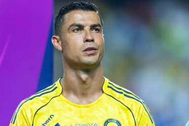 Cristiano Ronaldo com a camisa do Al-nassr