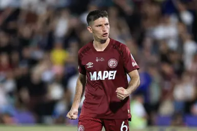 Marcich em campo pelo Lanús