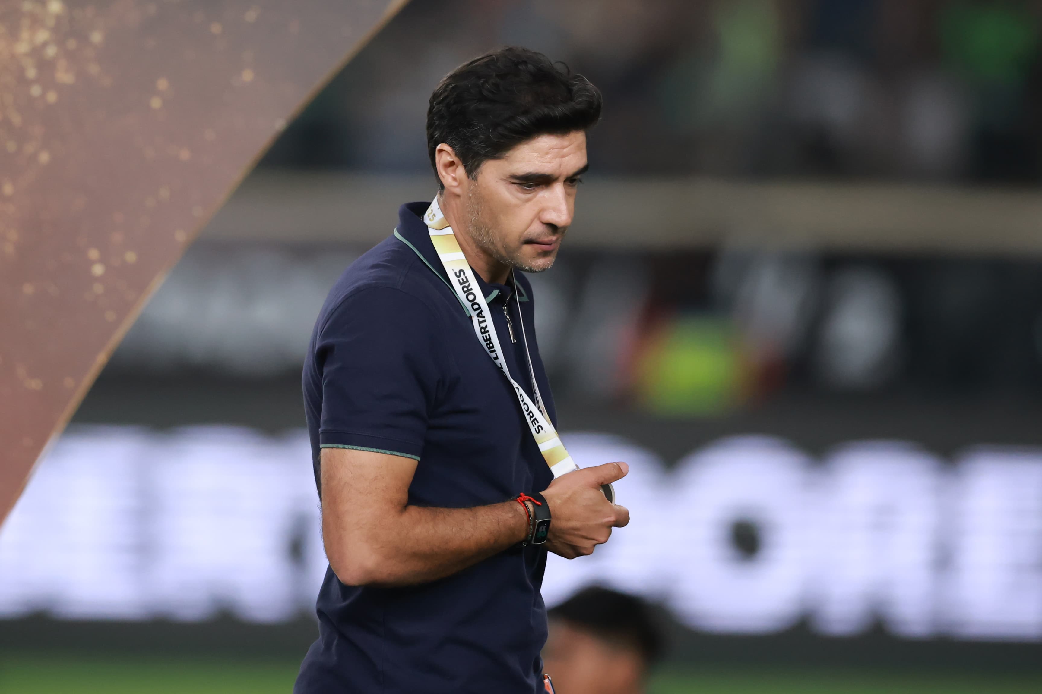 Abel Ferreira denunciado pelo TJD-SP no Dérbi