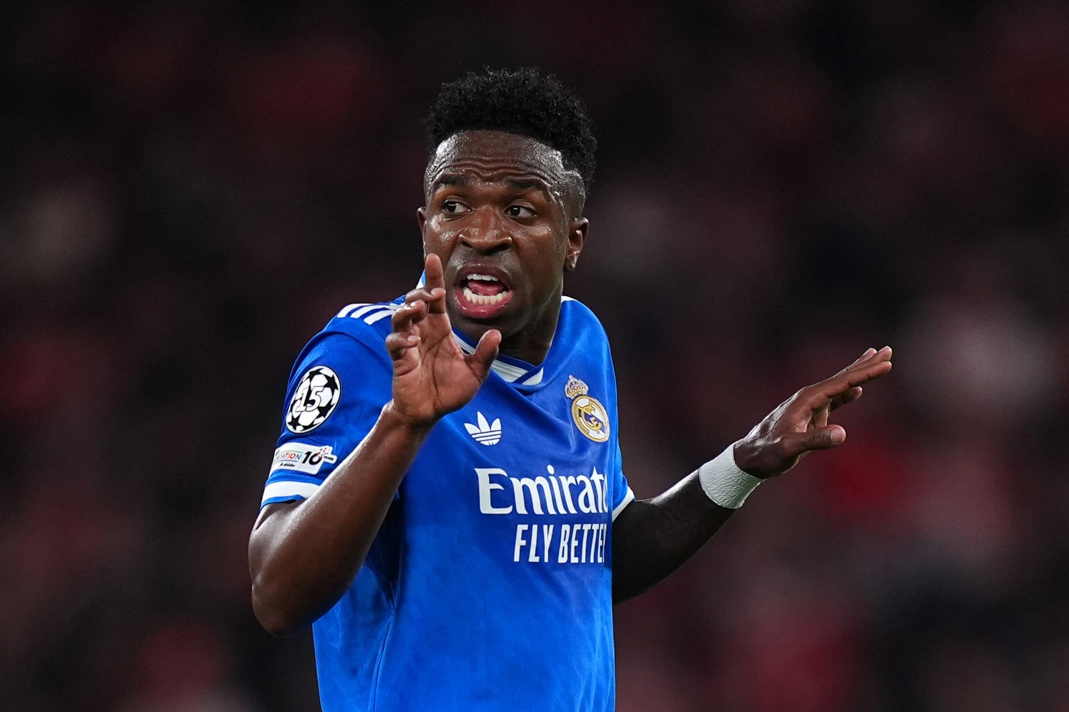 Vini Jr durante protocolo de racismo em Benfica x Real Madrid