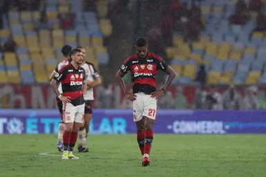 Bruno Henrique e Arrascaeta lamentam jogo ruim do Flamengo