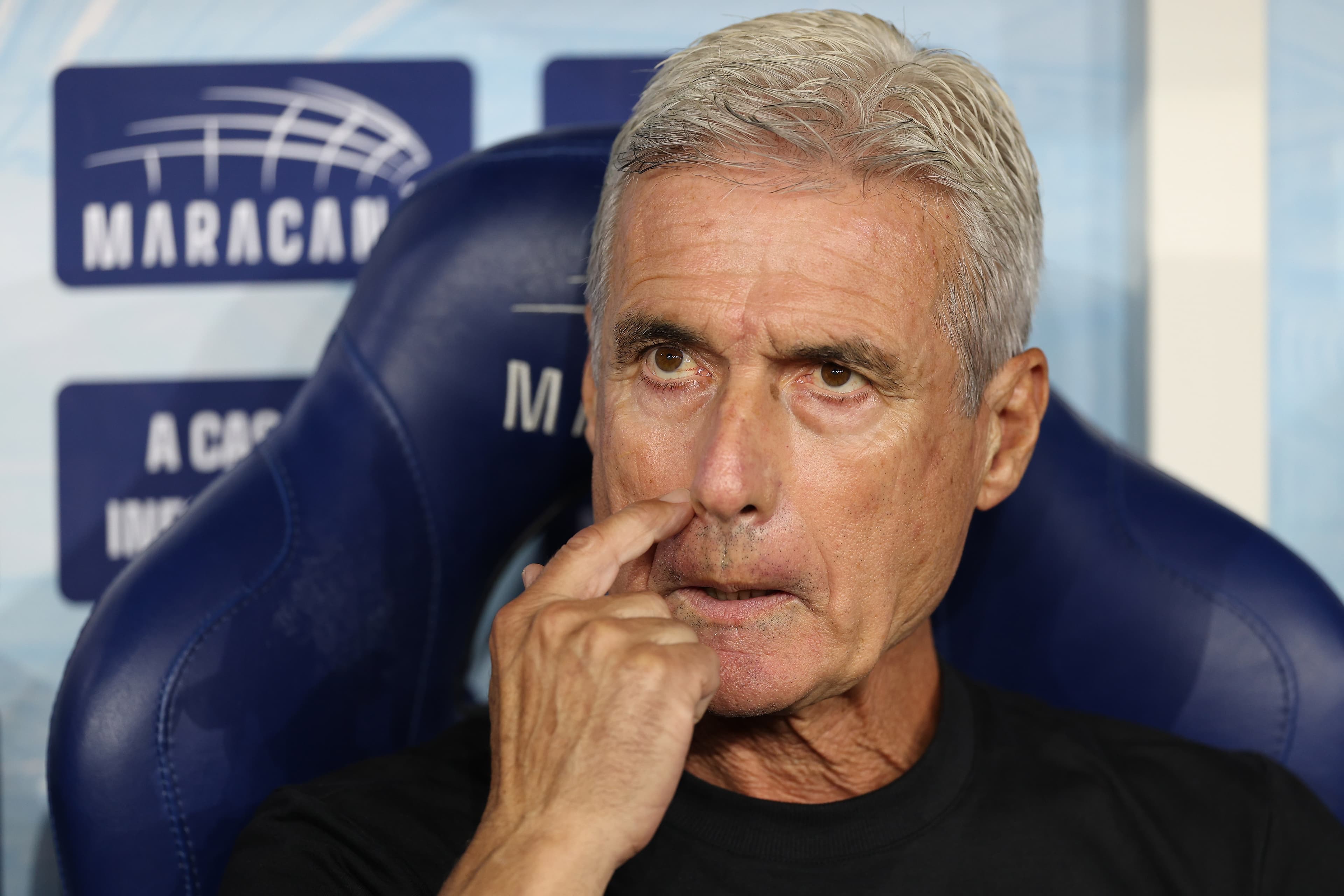 Luís Castro no comando do Grêmio