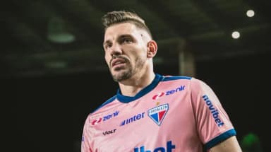 João Ricardo entra em campo pelo Fortaleza